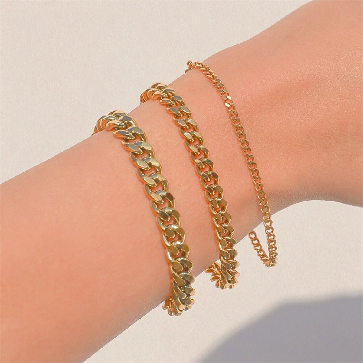 Alex – Pulsera de Acero Inoxidable Moderna