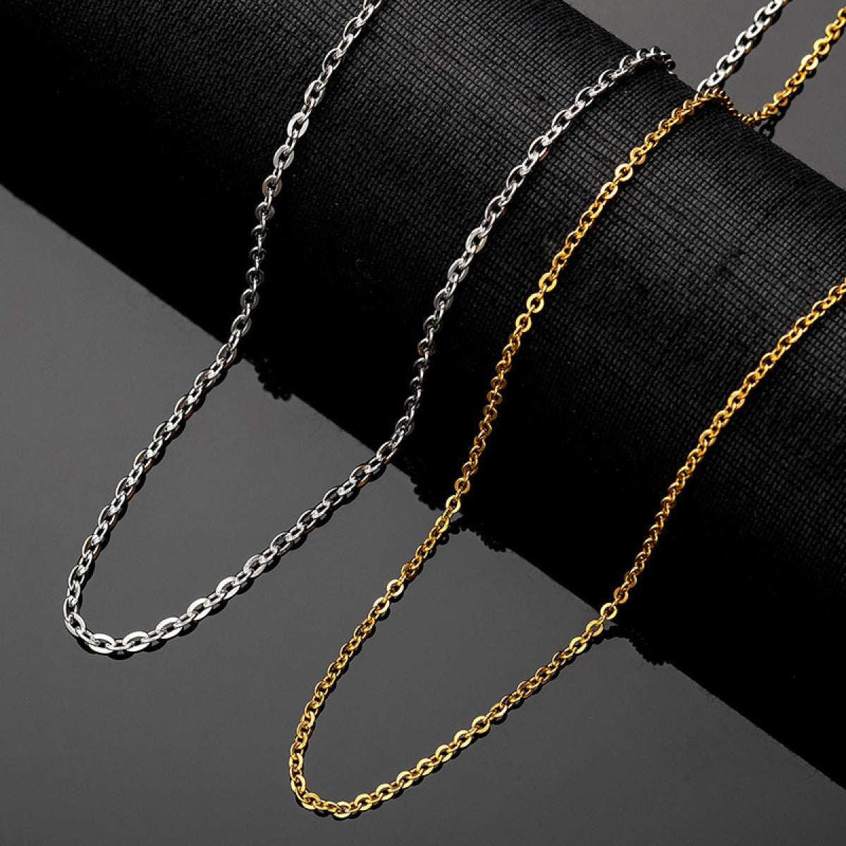Velora – Cadenas Elegantes Minimalistas