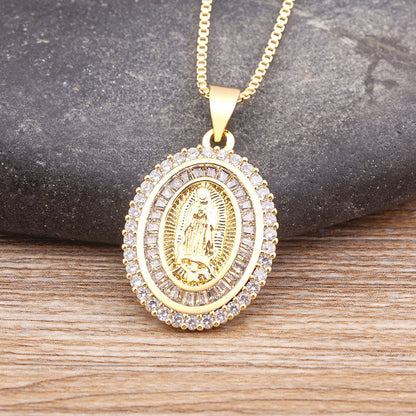 Carmelle – Collar Vintage con Medalla de la Virgen María
