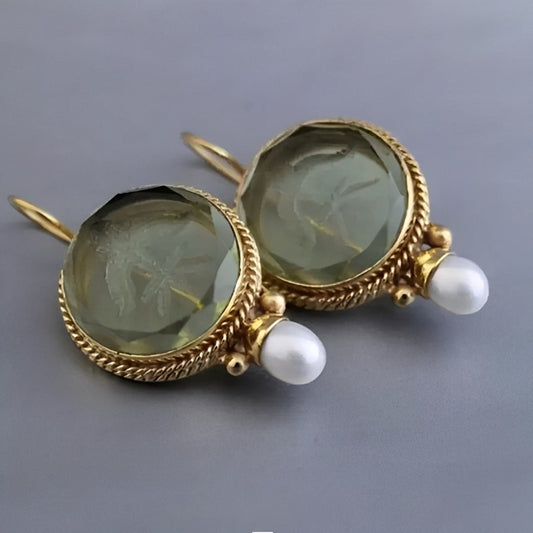 Nolwenn – Pendientes Vintage Perla y Esmeralda