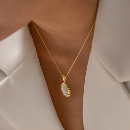 Filomina – Collar Piedra Preciosa Ópalo Dorado