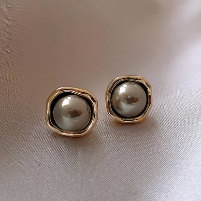 Zina – Criollas en Perlas Negras Elegantes