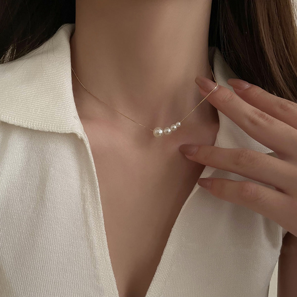Camille – Collar Dorado y Perlas