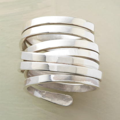 Valena – Anillo Plata Estructurada