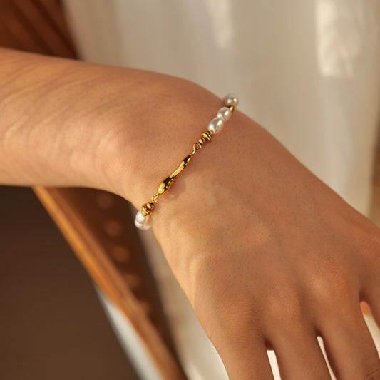 Dominique – Pulsera de Perlas Elegante