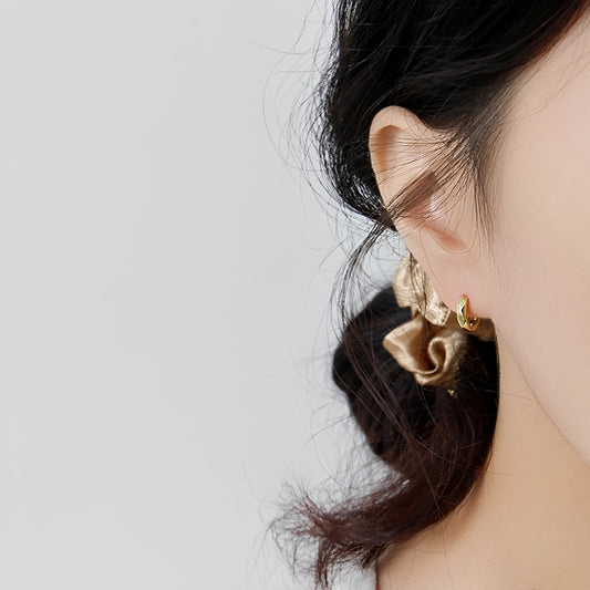 Dara – Pendientes Mini Geométricos Elegantes