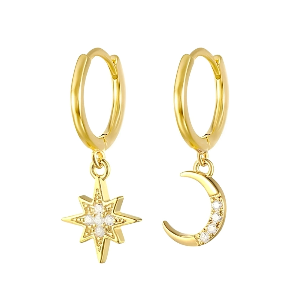 Misty – Pendientes Huggie Estrella y Luna
