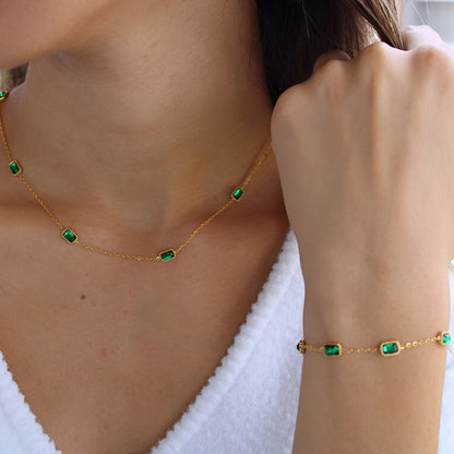 Eliza – Collar Estación Esmeralda