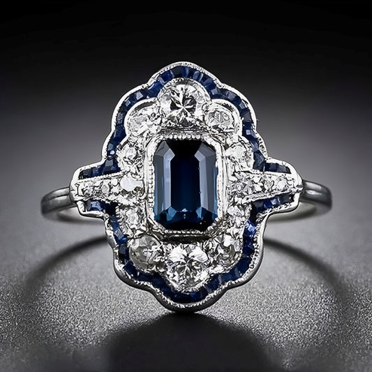Inaya – Anillo Vintage de Plata con Cristal Azul
