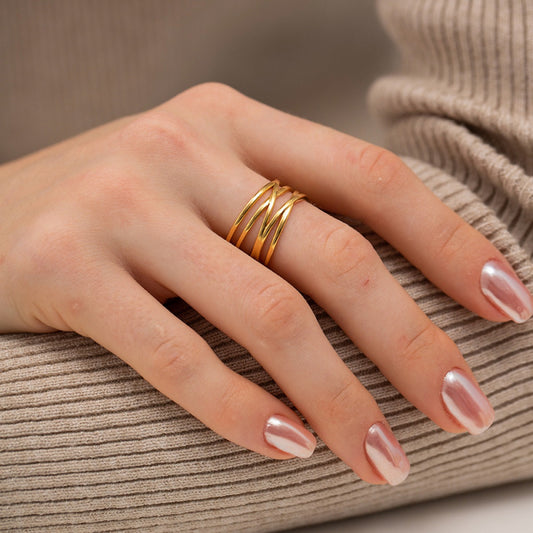Lea – Anillo Minimalista de Acero