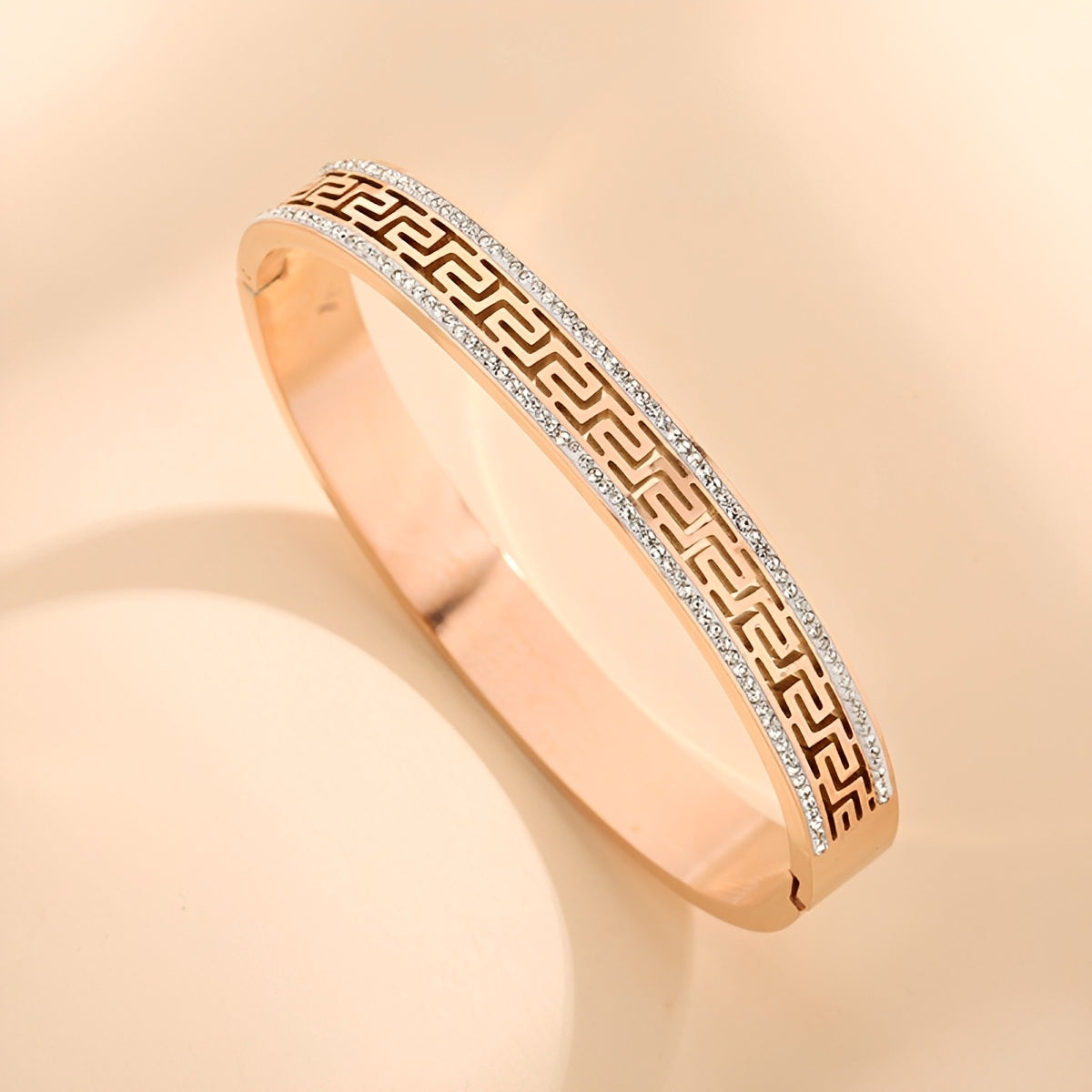 Vera – Pulsera Retro de Lujo Ligero