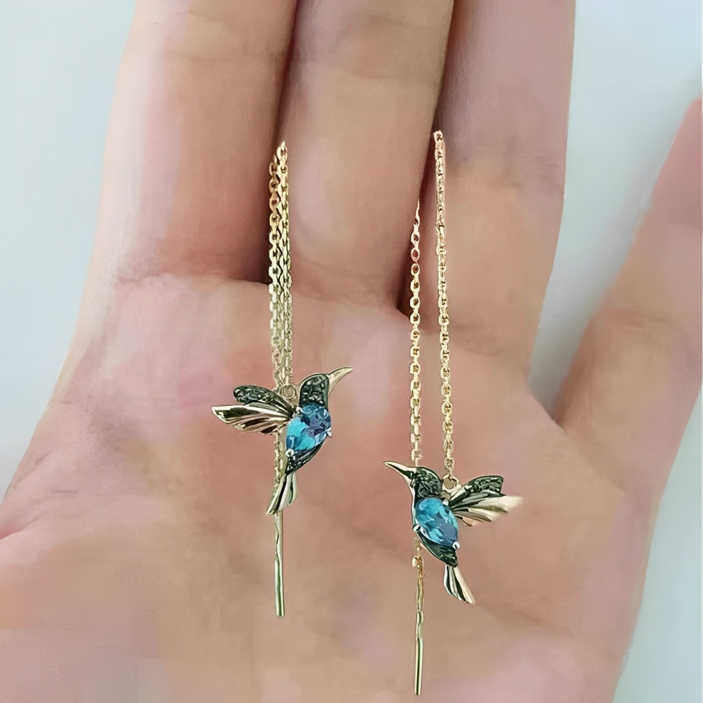 Whitney – Pendientes Colibrí en Esmalte y Circonio