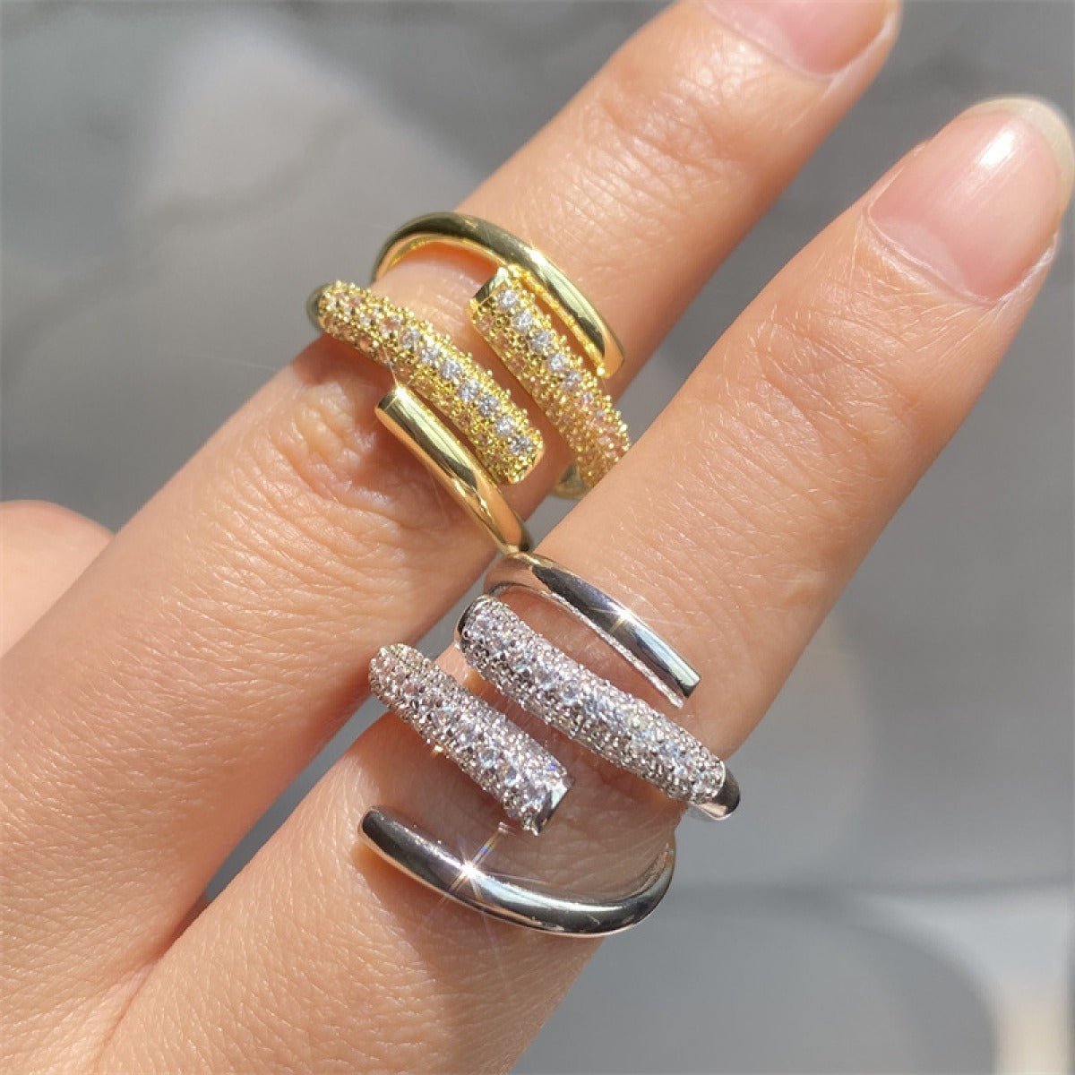 Kaede – Anillo Cobre Forma Geométrica Elegante