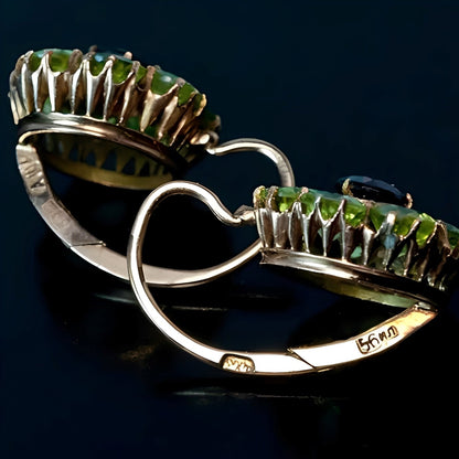 Sabine – Pendientes Retro Adornadas con Piedras Verdes