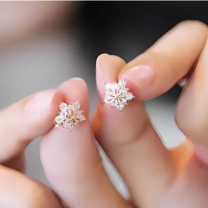 Kara – Pendientes Copo de Primavera con Zirconia en Oro