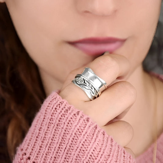 Vintage Rose Flower Ring in Silver