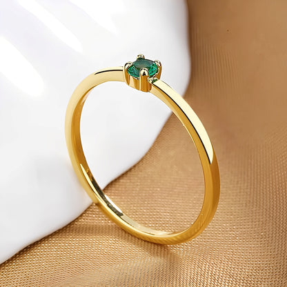 Rowena – Anillo Apilable de Gema de Nacimiento