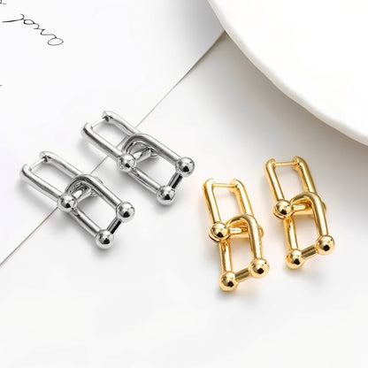 Emmie – Pendientes U Cortos Desmontables