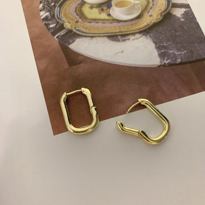 Colette – Pendientes Ovalados Franceses Elegantes