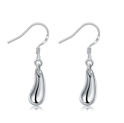 Kelly – Pendientes Gota Plateada Elegantes