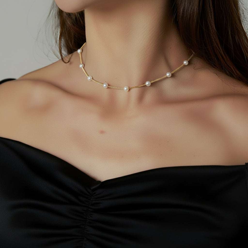Vera – Collar Minimalista de Clavícula