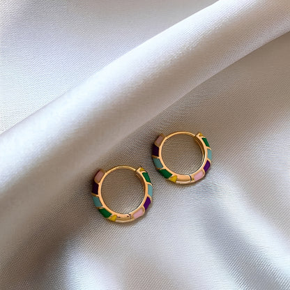 Sofia – Pendientes Elegantes de Oro con Esmalte Multicolor