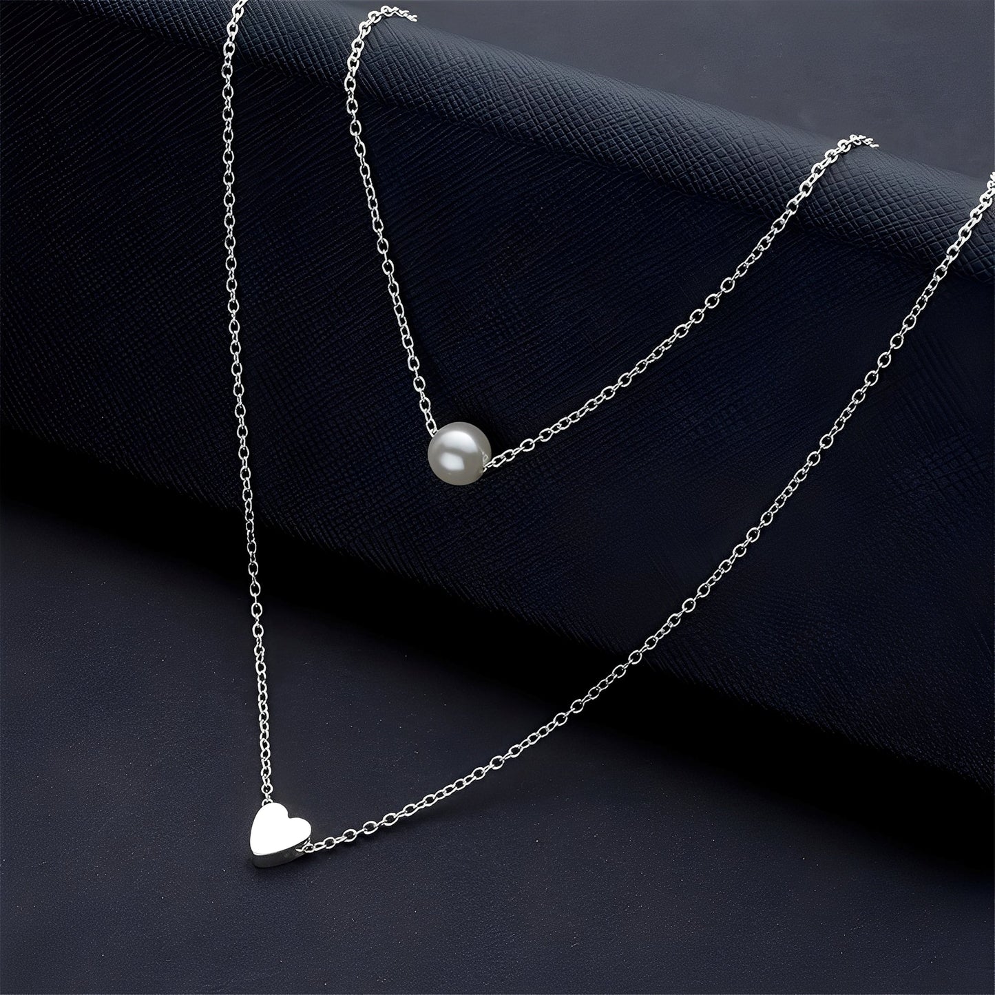 Julia – Collier Elegante Perlas & Corazones