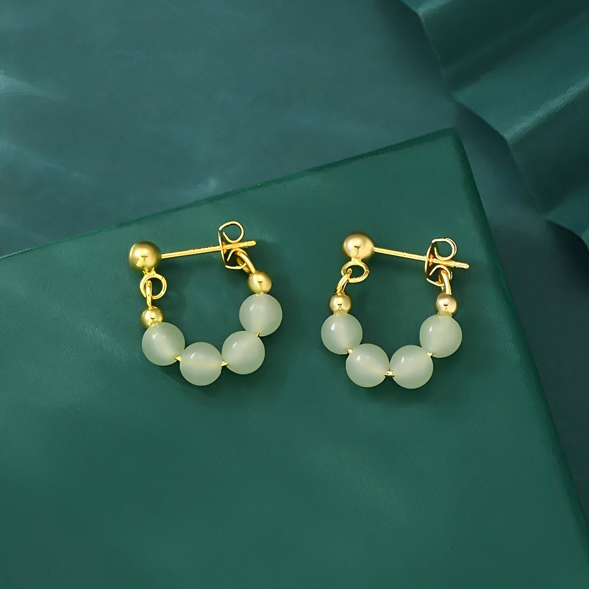 Pendientes de mujer con diseño de perlas redondas