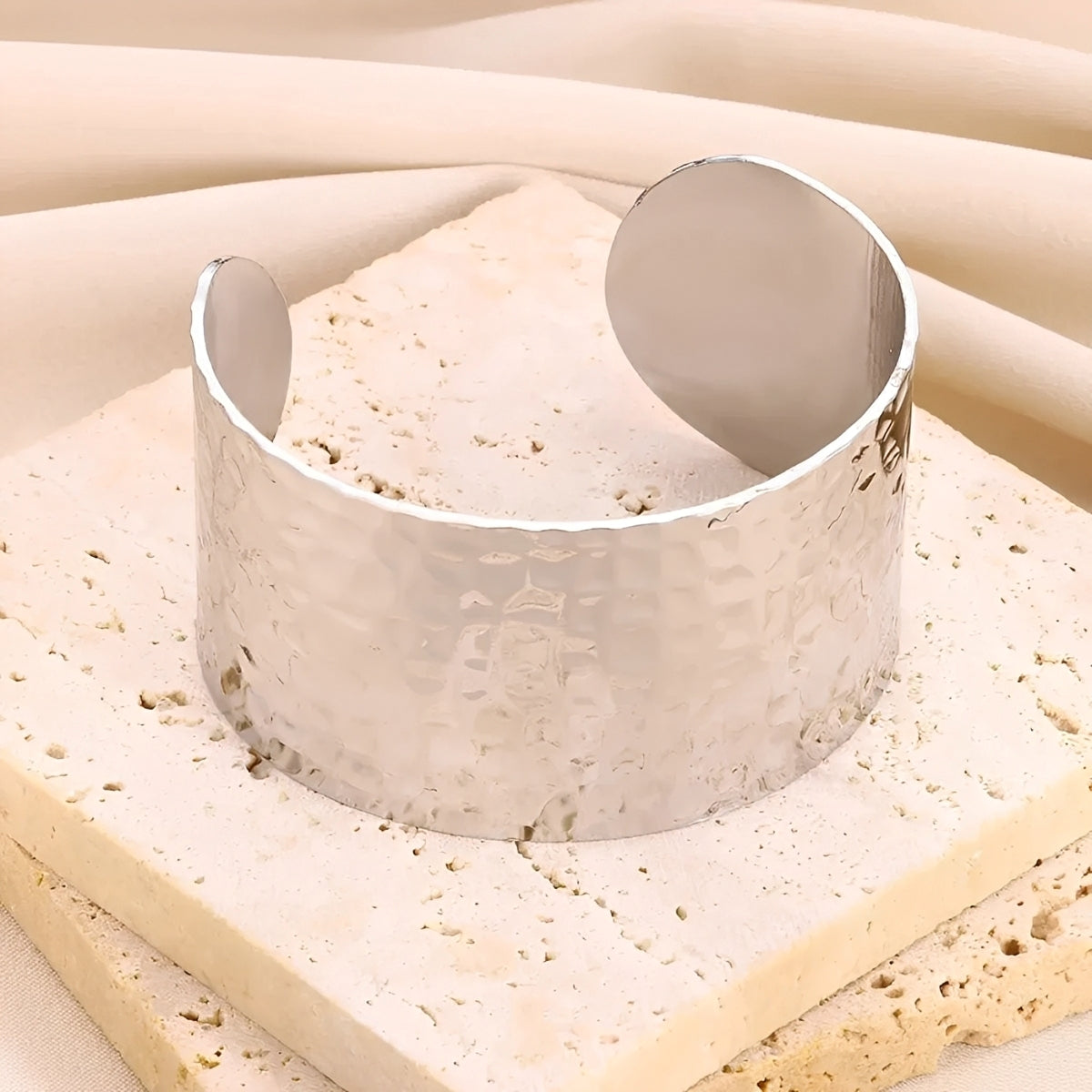 Jisoo – Pulsera de Acero Inoxidable