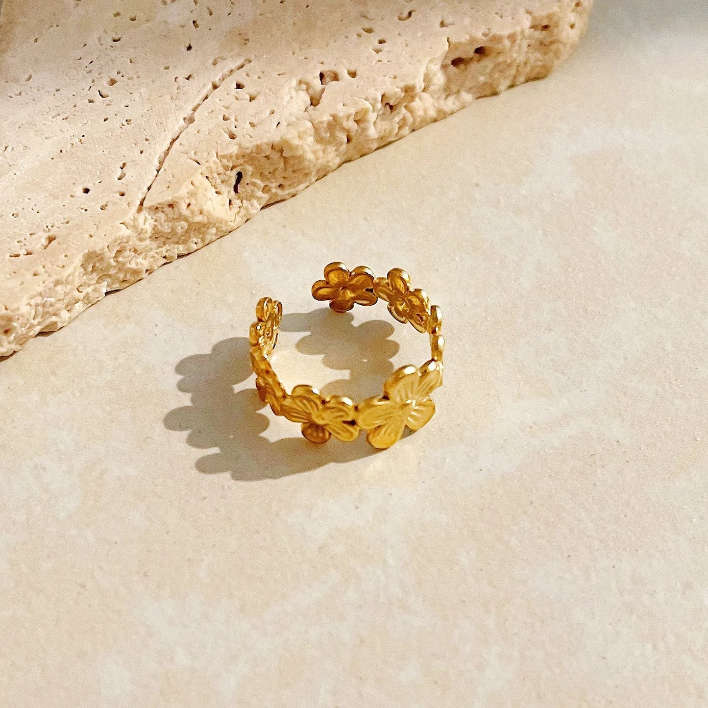 Jeziel – Anillo Flor Elegante