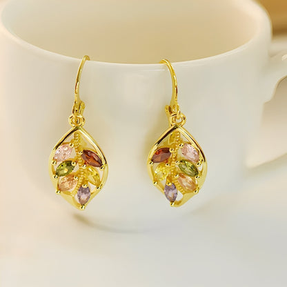 Kiarra – Pendientes Vintage Oro & Zirconio