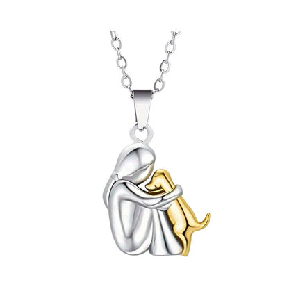 Luz – Collar con Colgante de Abrazo