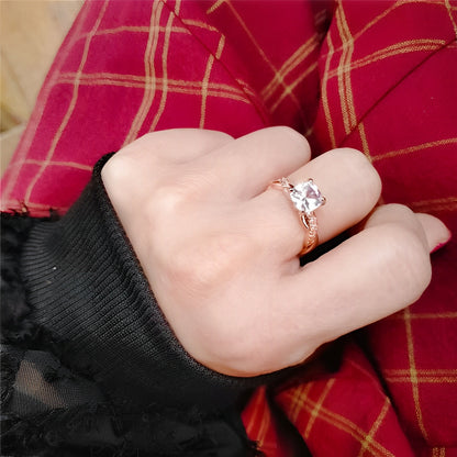 Zayna – Anillo Trenzado Vintage con Circonia Brillante
