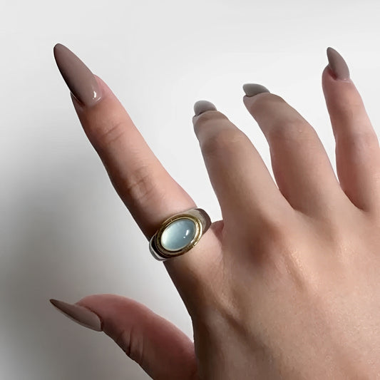 Jeza – Anillo Vintage Bicolor con Piedra Verde