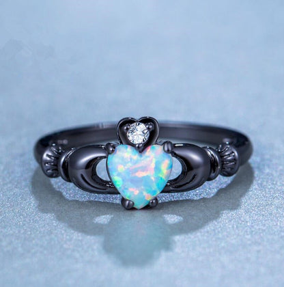 Meryl – Anillo Corazón en Ópalo Blanco