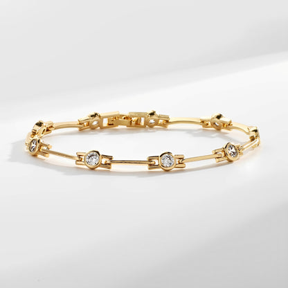 Lucía – Pulsera Elegante de Oro con Circonitas