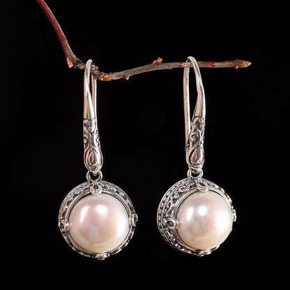 Rosalie – Pendientes Plateados y Perlas