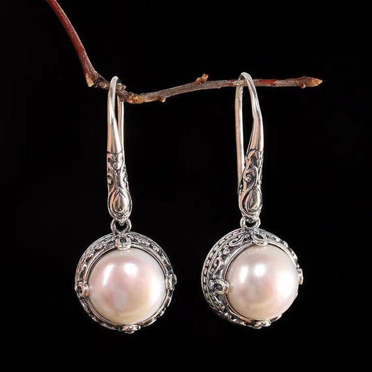 Rosalie – Pendientes Plateados y Perlas