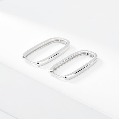 Laura – Aretes de Aro Huggie de Caja Retro