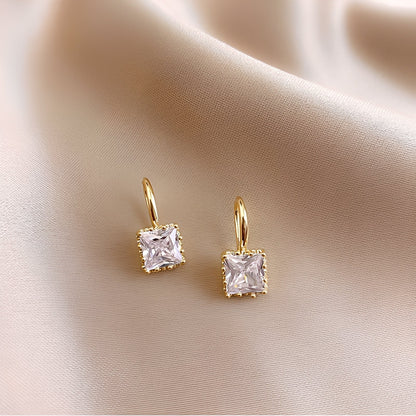 Cameron – Boucles de Oro & Zirconio Cubico