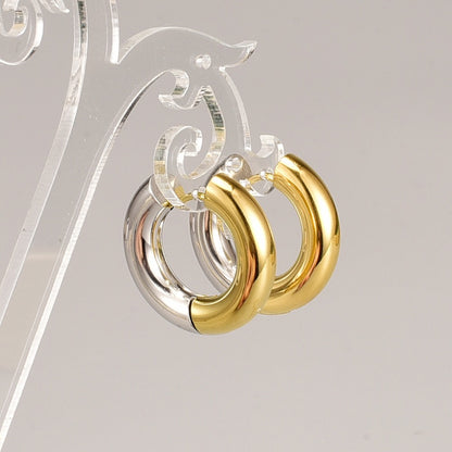 Adriana – Pendientes Dorados de Acero Titanio Gruesos Elegantes