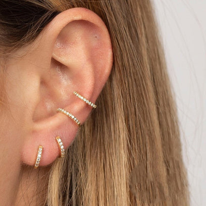 Mila – Pendientes Redondos Micro Elegantes