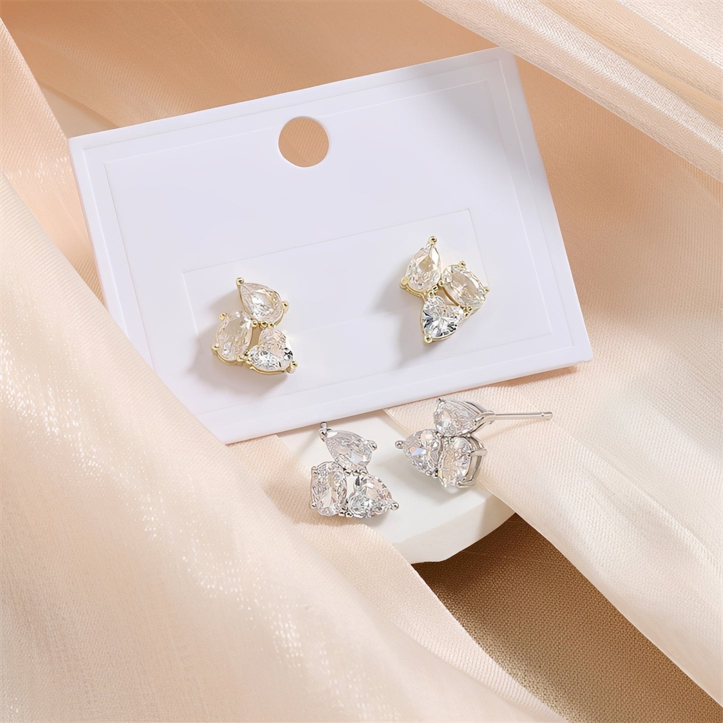 Camille – Pendientes Geométricos con Zirconia Elegantes