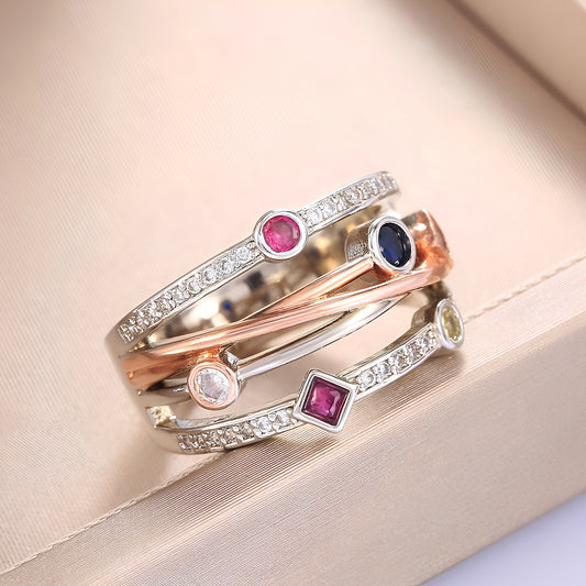 Jisoo – Anillo Vintage Hueco con Zirconias de Colores
