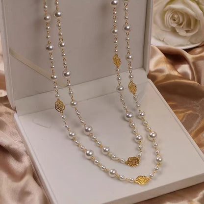 Collen – Collar Elegante en Oro con Perla