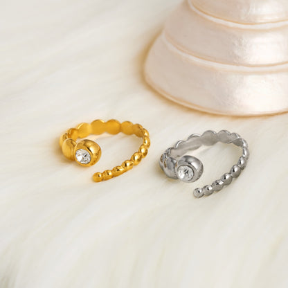 Roselle – Anillo de Acero Diseño Elegante