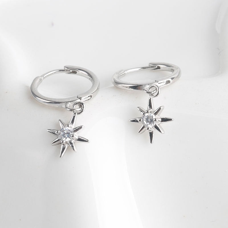 Cess – Pendientes Huggie Micro Pavé Estrella