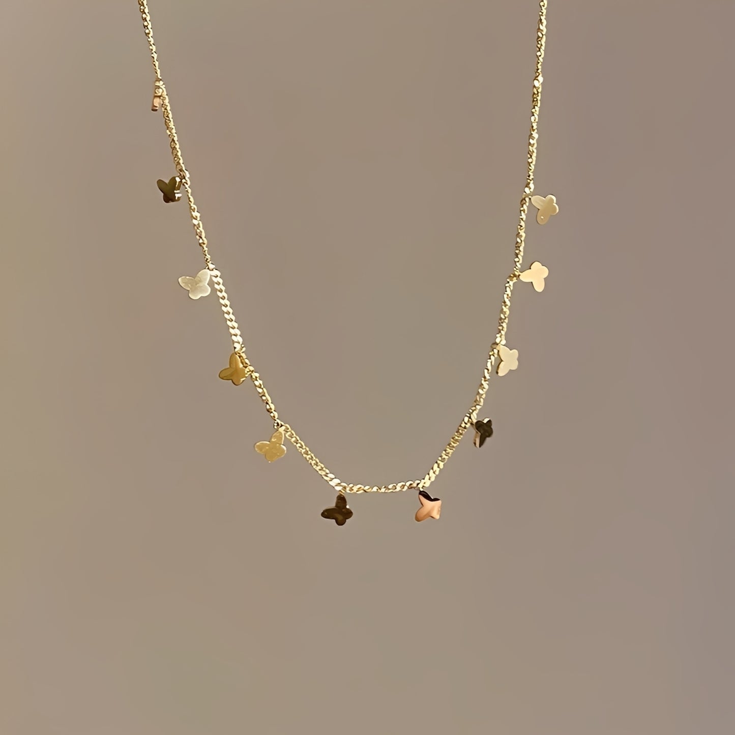 Tina – Collar Mariposas Chic