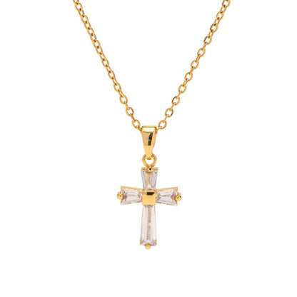 Mae – Collar Cruz de Zirconia Dorado