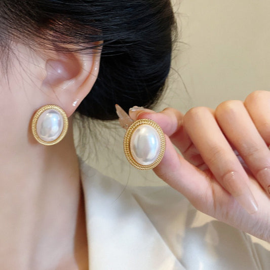 Klio  – Pendientes de Perla Vintage Elegantes